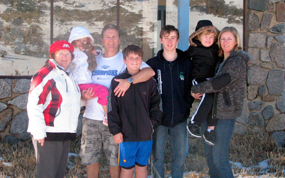Windarra, August 2012, Wandl extented family photo outside Windarra